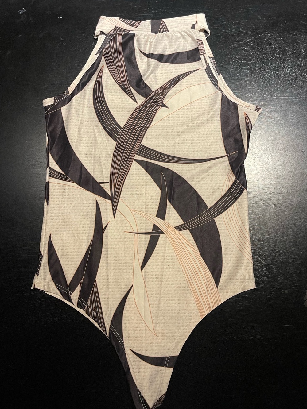 Sleeveless Neutral Leaf-Print Bodysuit